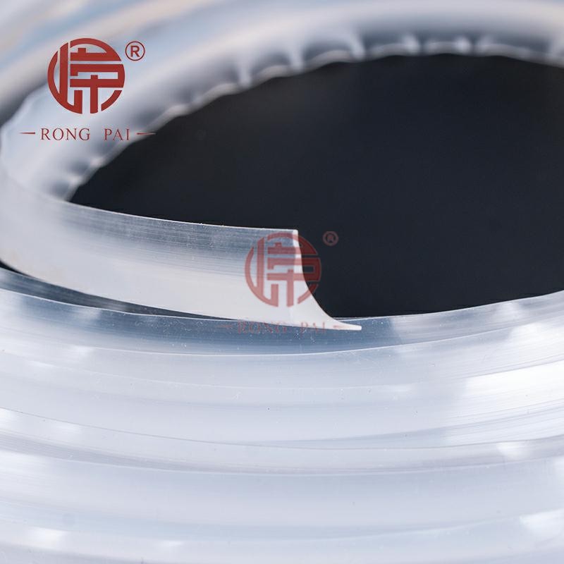 汽車行業(yè)中的硅膠密封條如何使用？-常州嶸牌橡塑制品有限公司